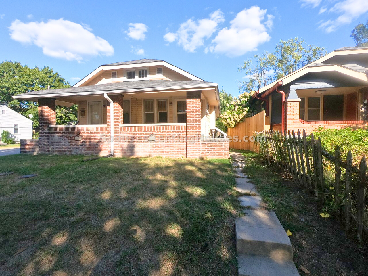 1427-1429 North Gladstone Avenue - 1427